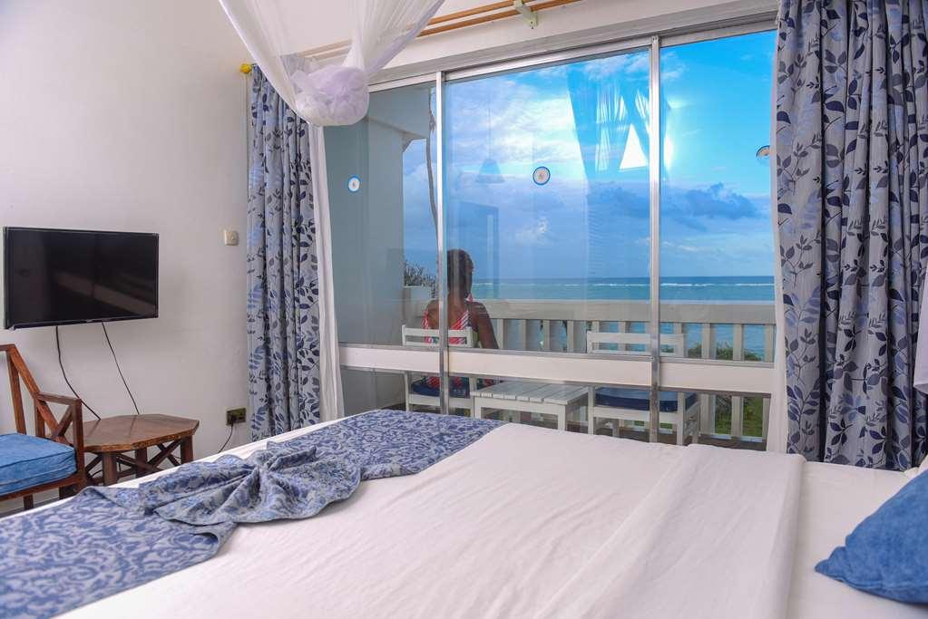 Mombasa Beach Hotel Oda fotoğraf
