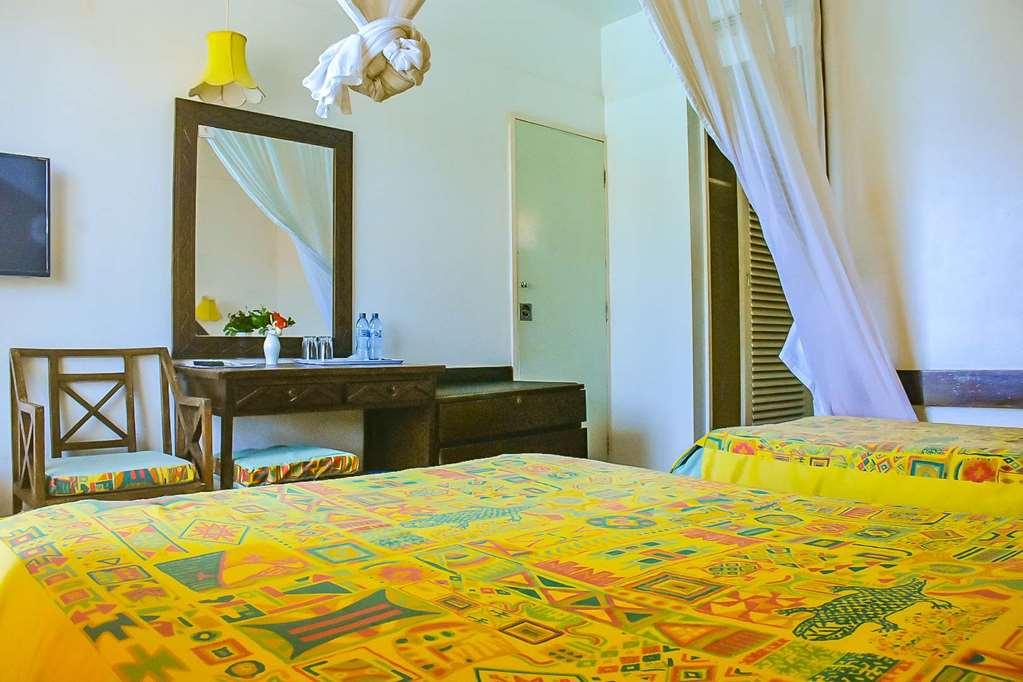 Mombasa Beach Hotel Oda fotoğraf